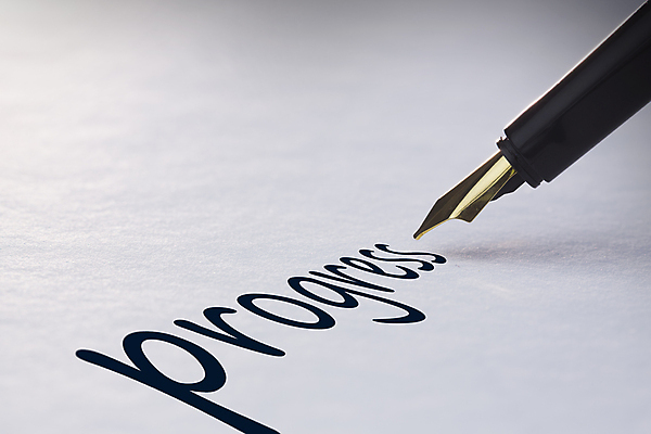 포토 JPG 해외이미지 종이 텍스트 사람없음 단어 만년필 기록 페이지 진행 유행어 해외202004 해외포토 문자 펜 유행 파일형식