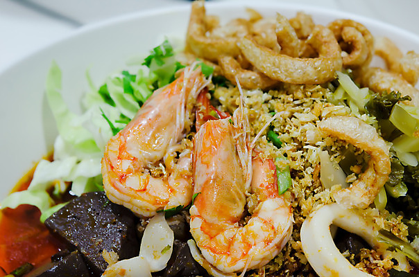 포토 JPG 해외이미지 토마토 채소 태국 고추 밥 새우 돼지고기 요리 동양인 사람없음 초록색 식사 사발 허브 해산물 향신료 국수 매움 후추 카레 북쪽 해외202004 해외포토 식물 아시아 음식 컬러 육류 갑각류 인종 면류 사기그릇 맛 방향 향미료 파일형식