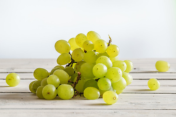 포토 JPG 해외이미지 잡화 음료 음식 백그라운드 다이어트 채소 오렌지 과일 탁자 포도 바닥 실내 건강 사람없음 목재 초록색 쇼핑 환경 상점 주방 와인 재활용 수확 흰색 신선 시장 몸무게 컨테이너 다발 유기농 포도나무 칼로리 수납 고립 숙성 양조 채식주의자 많음 비건 해외202004 해외포토 나무 웰빙 산업 컬러 가구 컨셉 농업 재료 주류 내부 과일나무 친환경 채식 파일형식