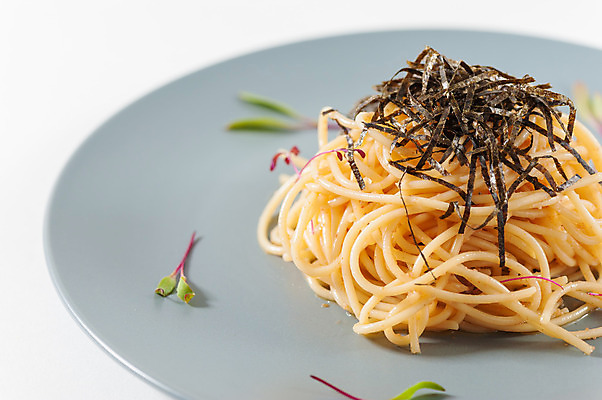 포토 JPG 해외이미지 전통 접시 음식 백그라운드 재료 파스타 건강 스파게티 요리 사람없음 주방 식당 일본 요리사 식사 저녁식사 이탈리아 신선 면 고급 맛 먹기 퓨전 레시피 점심식사 마카로니 핸드메이드 맛있는 해외202004 해외포토 직업 식기 유럽 아시아 컨셉 모션 서양음식 상점 파스타면 파일형식