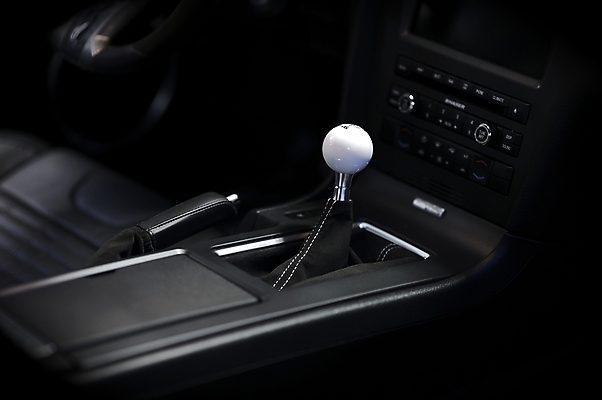 포토 JPG 해외이미지 스포츠 이동 의자 교통시설 자동차 실내 사람없음 내부 검은색 어둠 힘 공연 운전 막대기 운전사 가죽 속도 전염 기어 보험 위로 대출 자동 제어 해외202004 해외포토 직업 육상교통 컬러 가구 교통 컨셉 모션 이벤트 금융 질병 시설 감염 파일형식