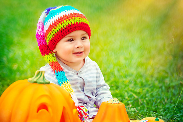 포토 JPG 해외이미지 백인 모자 전통 계절 행복 어린이 단풍 밭 오렌지 장난 자연 놀이 호박 한명 미소 소년 야외 장식 초록색 컬러풀 장난감 파티 할로윈 가을 게임 축하 아기 놀이터 작음 10월 걸음마 뒤뜰 잭오랜턴 해외202004 해외포토 서양인 1 잡화 남자 감정 컬러 컨셉 잎 농업 채소 과일 모션 표정 사람 이벤트 날짜 크기 생태계 파일형식