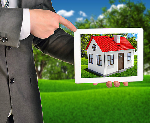 포토 JPG 해외이미지 남자 주택 한명 들기 상반신 성인 앞모습 태블릿 가리킴 부동산중개인 성인남자한명만 해외202004 해외포토 1 뷰포인트 모션 부동산 사람 손짓 건물 전자제품 스마트기기 중개인 남자한명만 성인남자만 파일형식