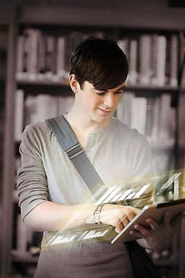 포토 JPG 해외이미지 백인 학생 교육 남자 비즈니스 그래프 미래 책장 실내 한명 서기 학습 태블릿 디지털 스크린 자료 터치 도서관 분석 대학교 인터페이스 터치스크린 홀로그램 해외202004 해외포토 서양인 1 가구 컨셉 학교 모션 사람 내부 전자제품 스마트기기 파일형식