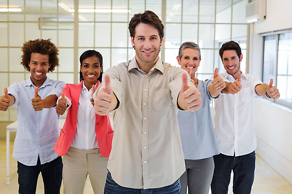 포토 JPG 해외이미지 서양인 외국인 백인 여자 남자 40대 중년 비즈니스 직장 함께함 실내 서기 여러명 20대 성인 30대 사무실 직장인 비즈니스맨 비즈니스우먼 대표 동료 직원 경영 해외202004 해외포토 직업 다수 컨셉 회사 관계 모션 사람 인종 청년 내부 장년 파일형식