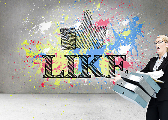 포토 JPG 해외이미지 백인 긴머리 여자 안경 벽 스트레스 한명 정장 파란색 금발 쌓기 디지털 페인트 회색 흰색 비즈니스우먼 우아함 스마트 고민 폴더 긍정 업무과다 무거움 경영 스타일 많음 해외202004 해외포토 서양인 1 헤어스타일 잡화 옷 감정 컬러 컨셉 비즈니스 모션 사람 업무 직장인 무게 파일 파일형식