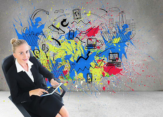 포토 JPG 해외이미지 백인 디자인 응시 여자 행복 벽 비즈니스 한명 앉기 정장 20대 파란색 노트북 스마트폰 태블릿 디지털 페인트 회색 터치 작업 비즈니스우먼 우아함 시원함 스마트 회전의자 터치스크린 스타일 해외202004 해외포토 서양인 1 시선 옷 감정 컬러 컨셉 의자 모션 사람 청년 전자제품 핸드폰 스마트기기 직장인 파일형식