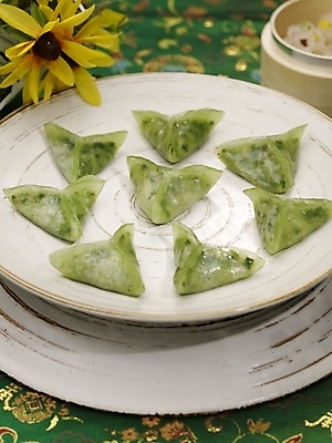 포토 JPG 스튜디오촬영 그릇 식기 접시 꽃 음식 가마_이동수단 실내 근접촬영 사람없음 장식 세로 노란색 중식 만두 딤섬 루드베키아 비취교자 국내포토 식물 교통수단 뷰포인트 컬러 파일형식