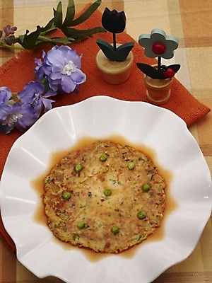 포토 JPG 스튜디오촬영 그릇 식기 접시 꽃 음식 실내 근접촬영 사람없음 장식 세로 초록색 하이앵글 중식 식탁보 전 부침개 미니화분 강낭콩 게살계란후라이 국내포토 식물 화분 한식 뷰포인트 컬러 콩 계란프라이 파일형식