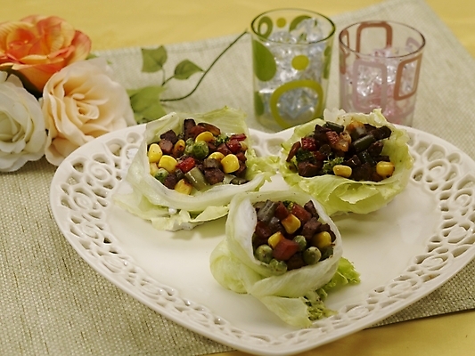 포토 JPG 스튜디오촬영 그릇 식기 접시 꽃 음식 실내 옥수수 근접촬영 사람없음 장식 컵 가로 중식 소고기 강낭콩 쇠고기양상추쌈 양상추쌈 국내포토 식물 뷰포인트 콩 곡류 육류 내부 쌈 파일형식