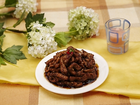 포토 JPG 스튜디오촬영 그릇 식기 접시 꽃 음식 잔 실내 근접촬영 사람없음 장식 컵 중식 경장육사 국내포토 식물 뷰포인트 내부 파일형식