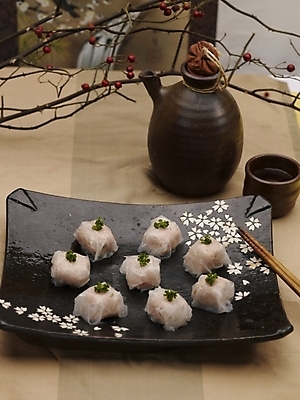 포토 JPG 스튜디오촬영 식물 그릇 식기 접시 음식 술잔 젓가락 주전자 실내 근접촬영 사람없음 장식 컵 중식 물컵 만두 딤섬 샤오마이 국내포토 뷰포인트 주방용품 잔 수저 파일형식