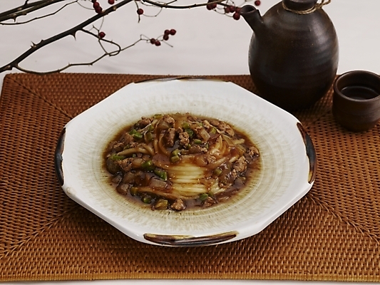 포토 JPG 스튜디오촬영 그릇 식기 접시 음식 실내 사람없음 장식 중식 면류 면 짜장면 물컵 국내포토 내부 컵 파일형식