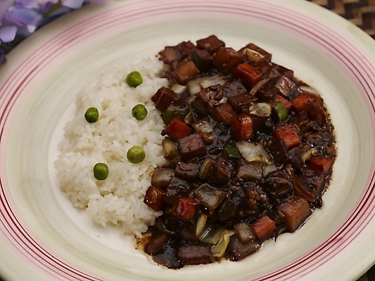 포토 JPG 스튜디오촬영 그릇 식기 접시 음식 밥 실내 근접촬영 사람없음 장식 중식 자장밥 짜장밥 국내포토 뷰포인트 내부 파일형식