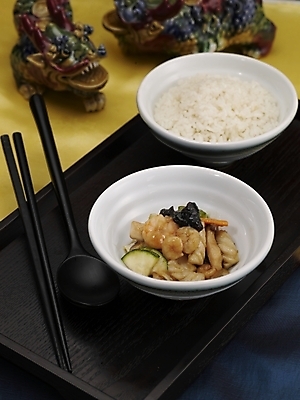 포토 JPG 스튜디오촬영 그릇 식기 접시 음식 젓가락 밥 실내 근접촬영 사람없음 장식 세로 중식 숟가락 잡탕밥 국내포토 뷰포인트 수저 내부 파일형식