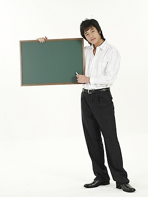 포토 JPG 스튜디오촬영 전신 남자 비즈니스 실내 한명 누끼 사람 20대 성인 세로 칠판 한국인 직장인 비즈니스맨 남자만 남자한명만 성인남자만 청년만 청년남자만 청년남자한명만 성인한명만 성인남자한명만 성인만 국내포토 직업 1 동양인 청년 내부 파일형식