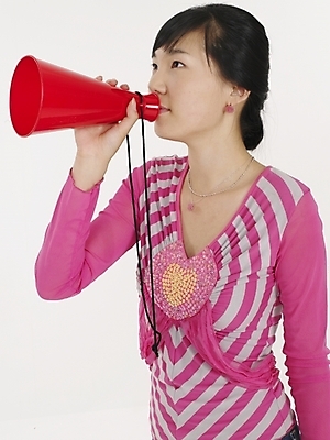 포토 JPG 스튜디오촬영 여자 분홍색 포즈 안내 실내 표정 한명 사람 근접촬영 상반신 20대 성인 빨간색 확성기 한국인 응원용품 알림 여자만 여자한명만 성인여자만 청년만 청년여자만 성인한명만 청년여자한명만 성인여자한명만 성인만 국내포토 1 뷰포인트 컬러 동양인 청년 내부 오브젝트 파일형식