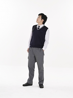 포토 JPG 스튜디오촬영 전신 학생 남자 교복 남학생 포즈 가방 청소년 고등학생 실내 표정 한명 누끼 사람 10대 세로 한국인 남자만 남자한명만 십대만 십대남자만 십대남자한명만 국내포토 1 잡화 옷 동양인 내부 파일형식 인종