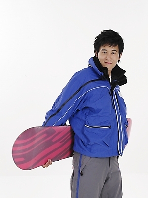 포토 JPG 스튜디오촬영 남자 포즈 겨울스포츠 실내 표정 한명 누끼 사람 상반신 20대 세로 레포츠 파란색 청춘 회색 한국인 스노우보드 스키복 남자만 남자한명만 성인남자만 청년만 청년남자만 청년남자한명만 성인한명만 성인남자한명만 성인만 국내포토 1 옷 스포츠 컬러 컨셉 레저 스키 동양인 청년 내부 보드_스포츠 파일형식