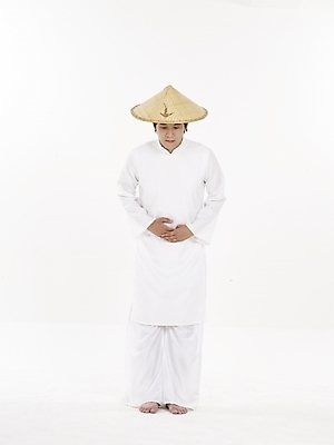 포토 JPG 스튜디오촬영 전신 모델 모자 남자 아시아 외국문화 포즈 실내 표정 한명 누끼 사람 동양인 세로 흰색 전통의상 베트남 베트남문화 아오자이 남자만 남자한명만 국내포토 1 동양문화 전통 잡화 나라 문화 컬러 인종 내부 동남아시아 파일형식