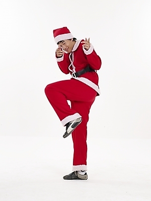 포토 JPG 스튜디오촬영 전신 모델 기념일 남자 포즈 크리스마스 산타모자 산타옷 실내 표정 한명 누끼 사람 20대 성인 빨간색 세로 청춘 산타클로스 한국인 남자만 남자한명만 성인남자만 청년만 청년남자만 청년남자한명만 성인한명만 성인남자한명만 성인만 국내포토 모자_잡화 1 옷 컬러 컨셉 동양인 이벤트 청년 내부 파일형식