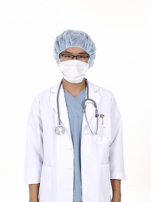포토 JPG 스튜디오촬영 직업 남자 포즈 의학 청진기 의료기기 실내 한명 누끼 사람 상반신 20대 성인 치료 세로 한국인 의료진 의사 가운 의사가운 수술복 남자만 남자한명만 성인남자만 청년만 청년남자만 청년남자한명만 성인한명만 성인남자한명만 성인만 국내포토 1 옷 동양인 청년 내부 파일형식