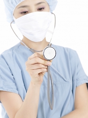 포토 JPG 스튜디오촬영 직업 여자 포즈 의학 청진기 의료기기 실내 마스크 한명 사람 동양인 상반신 20대 성인 치료 세로 한국인 의료진 의사 수술복 여자만 여자한명만 성인여자만 청년만 청년여자만 성인한명만 청년여자한명만 성인여자한명만 성인만 국내포토 1 인종 청년 내부 가운 파일형식