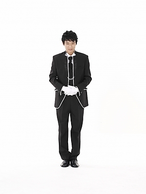 포토 JPG 스튜디오촬영 전신 모델 남자 포즈 신랑 결혼 실내 표정 한명 누끼 사람 동양인 정장 턱시도 20대 성인 세로 한국인 남자만 남자한명만 성인남자만 청년만 청년남자만 청년남자한명만 성인한명만 성인남자한명만 성인만 국내포토 1 옷 인종 이벤트 청년 내부 파일형식