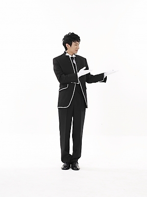 포토 JPG 스튜디오촬영 전신 모델 남자 포즈 신랑 결혼 실내 표정 한명 누끼 사람 동양인 정장 턱시도 20대 성인 세로 한국인 남자만 남자한명만 성인남자만 청년만 청년남자만 청년남자한명만 성인한명만 성인남자한명만 성인만 국내포토 1 옷 인종 이벤트 청년 내부 파일형식