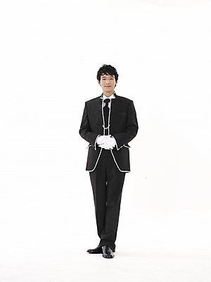 포토 JPG 스튜디오촬영 전신 모델 남자 포즈 신랑 결혼 실내 표정 한명 누끼 사람 동양인 정장 턱시도 20대 성인 세로 한국인 남자만 남자한명만 성인남자만 청년만 청년남자만 청년남자한명만 성인한명만 성인남자한명만 성인만 국내포토 1 옷 인종 이벤트 청년 내부 파일형식