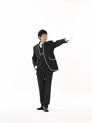 포토 JPG 스튜디오촬영 전신 모델 남자 포즈 신랑 결혼 실내 표정 한명 누끼 사람 동양인 정장 턱시도 20대 성인 세로 한국인 남자만 남자한명만 성인남자만 청년만 청년남자만 청년남자한명만 성인한명만 성인남자한명만 성인만 국내포토 1 옷 인종 이벤트 청년 내부 파일형식