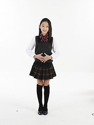 포토 JPG 스튜디오촬영 전신 여자 교복 초등학생 어린이 포즈 실내 표정 한명 누끼 사람 동양인 소녀 세로 한국인 여자만 여자한명만 어린이만 소녀만 소녀한명만 국내포토 1 학생 옷 인종 내부 파일형식