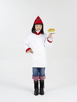 포토 JPG 스튜디오촬영 전신 모자 여자 초등학생 어린이 음식 빵 포즈 실내 샌드위치 표정 한명 미소 웃음 누끼 사람 동양인 소녀 빨간색 세로 요리사 한국인 흰색 여자만 여자한명만 어린이만 소녀만 소녀한명만 국내포토 직업 1 학생 잡화 컬러 인종 내부 파일형식