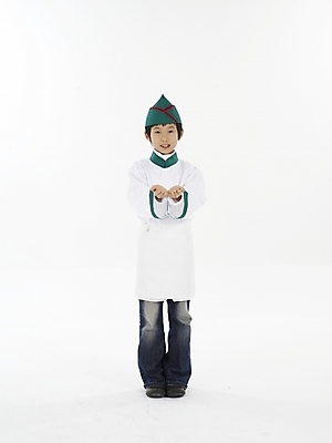 포토 JPG 스튜디오촬영 전신 모자 남자 초등학생 어린이 포즈 실내 표정 한명 누끼 사람 동양인 손짓 소년 세로 요리사 한국인 남자만 남자한명만 어린이만 소년만 소년한명만 국내포토 직업 1 학생 잡화 모션 인종 내부 파일형식