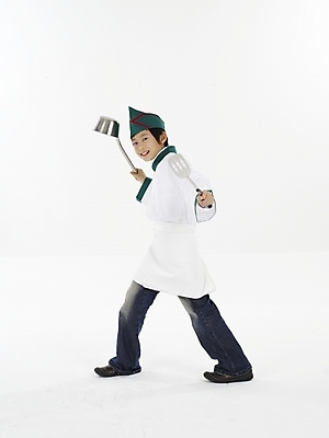 포토 JPG 스튜디오촬영 전신 모자 남자 초등학생 어린이 포즈 실내 표정 한명 누끼 사람 동양인 소년 상반신 세로 초록색 요리사 한국인 흰색 국자 뒤집개 남자만 남자한명만 어린이만 소년만 소년한명만 국내포토 직업 1 학생 잡화 컬러 주방용품 인종 내부 파일형식