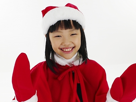 포토 JPG 스튜디오촬영 여자 초등학생 어린이 포즈 크리스마스 산타모자 실내 표정 한명 미소 웃음 사람 동양인 소녀 이벤트 근접촬영 상반신 가로 빨간색 한국인 흰색 여자만 여자한명만 어린이만 소녀만 소녀한명만 국내포토 모자_잡화 1 학생 기념일 뷰포인트 컬러 인종 내부 파일형식