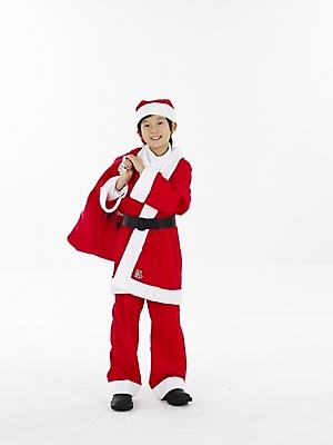 포토 JPG 스튜디오촬영 전신 남자 초등학생 어린이 포즈 크리스마스 산타모자 산타옷 실내 표정 선물 한명 누끼 사람 동양인 소년 빨간색 세로 산타클로스 한국인 흰색 보따리 남자만 남자한명만 어린이만 소년만 소년한명만 국내포토 모자_잡화 1 학생 옷 기념일 컬러 인종 내부 파일형식