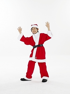 포토 JPG 스튜디오촬영 전신 남자 초등학생 어린이 포즈 크리스마스 산타모자 산타옷 실내 표정 한명 누끼 사람 동양인 소년 빨간색 세로 산타클로스 한국인 흰색 남자만 남자한명만 어린이만 소년만 소년한명만 국내포토 모자_잡화 1 학생 옷 기념일 컬러 인종 내부 파일형식