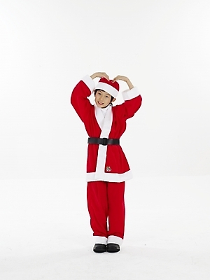 포토 JPG 스튜디오촬영 전신 남자 초등학생 어린이 포즈 크리스마스 산타모자 산타옷 실내 표정 한명 누끼 사람 동양인 소년 빨간색 세로 산타클로스 한국인 흰색 남자만 남자한명만 어린이만 소년만 소년한명만 국내포토 모자_잡화 1 학생 옷 기념일 컬러 인종 내부 파일형식