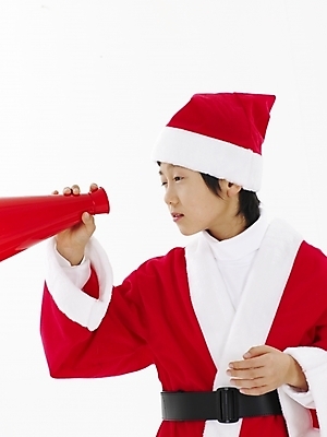 포토 JPG 스튜디오촬영 남자 초등학생 어린이 포즈 크리스마스 산타옷 안내 실내 표정 한명 사람 동양인 소년 상반신 빨간색 세로 산타클로스 확성기 한국인 흰색 알림 남자만 남자한명만 어린이만 소년만 소년한명만 국내포토 1 학생 옷 기념일 컬러 인종 내부 파일형식