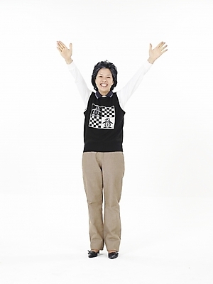 포토 JPG 스튜디오촬영 전신 여자 노년 할머니 포즈 실내 한명 미소 누끼 사람 동양인 세로 검은색 만세 한국인 흰색 실버 60대 골프웨어 노인여자한명만 국내포토 1 옷 컬러 골프 모션 표정 인종 성인 내부 여자한명만 노인여자만 파일형식