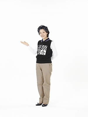 포토 JPG 스튜디오촬영 전신 여자 노년 할머니 포즈 실내 한명 누끼 사람 동양인 세로 검은색 한국인 흰색 실버 60대 골프웨어 노인여자한명만 국내포토 1 옷 컬러 골프 인종 성인 내부 여자한명만 노인여자만 파일형식