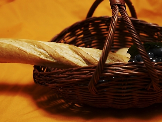 포토 JPG 스튜디오촬영 음식 빵 과일 포도 디저트 실내 근접촬영 사람없음 가로 바구니 빵집 바게트 제빵 국내포토 뷰포인트 내부 제과제빵 상점 파일형식