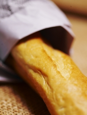 포토 JPG 스튜디오촬영 음식 빵 디저트 실내 근접촬영 사람없음 세로 신문 바게트 제빵 국내포토 뷰포인트 내부 간행물 제과제빵 뉴스 파일형식