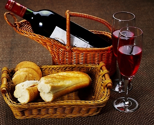 포토 JPG 스튜디오촬영 음식 빵 와인잔 디저트 실내 근접촬영 사람없음 가로 빨간색 하이앵글 바구니 와인 바게트 제빵 국내포토 뷰포인트 컬러 술잔 주류 내부 제과제빵 파일형식