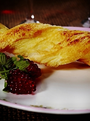 포토 JPG 스튜디오촬영 접시 열매 음식 빵 디저트 실내 근접촬영 사람없음 세로 제빵 국내포토 식물 식기 뷰포인트 내부 제과제빵 파일형식