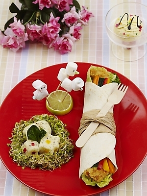 포토 JPG 스튜디오촬영 그릇 접시 꽃 음식 분홍색 채소 오렌지 아이스크림 서양음식 실내 근접촬영 사람없음 장식 빨간색 세로 하이앵글 치킨 타코 마시멜로우 국내포토 식물 식기 뷰포인트 컬러 과일 디저트 내부 닭고기요리 파일형식