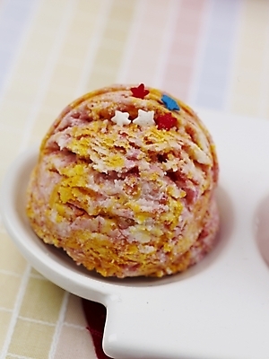 포토 JPG 스튜디오촬영 그릇 접시 별 음식 아이스크림 디저트 실내 근접촬영 사람없음 세로 국내포토 자연요소 식기 뷰포인트 내부 파일형식