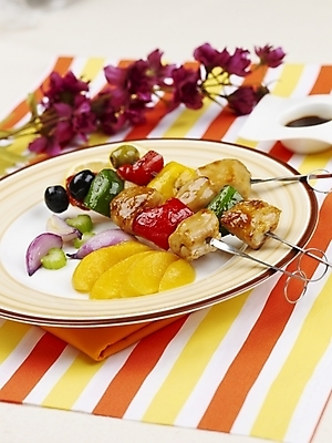 포토 JPG 스튜디오촬영 그릇 접시 꽃 음식 오렌지 피망 서양음식 실내 사람없음 장식 세로 초록색 노란색 꼬치 안주 간장 종지 꼬치요리 황도 국내포토 식물 식기 컬러 채소 과일 요리 내부 양념 복숭아 파일형식