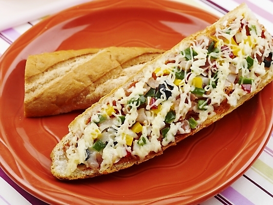 포토 JPG 스튜디오촬영 그릇 접시 음식 빵 디저트 실내 근접촬영 사람없음 가로 식탁보 바게트 제빵 피자바게트 국내포토 식기 뷰포인트 피자 내부 제과제빵 파일형식